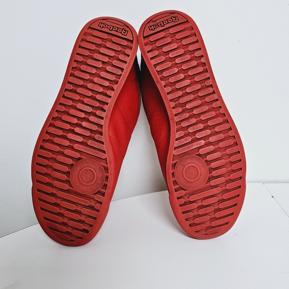 Vintage Red Reeboks - Picture 7 of 8